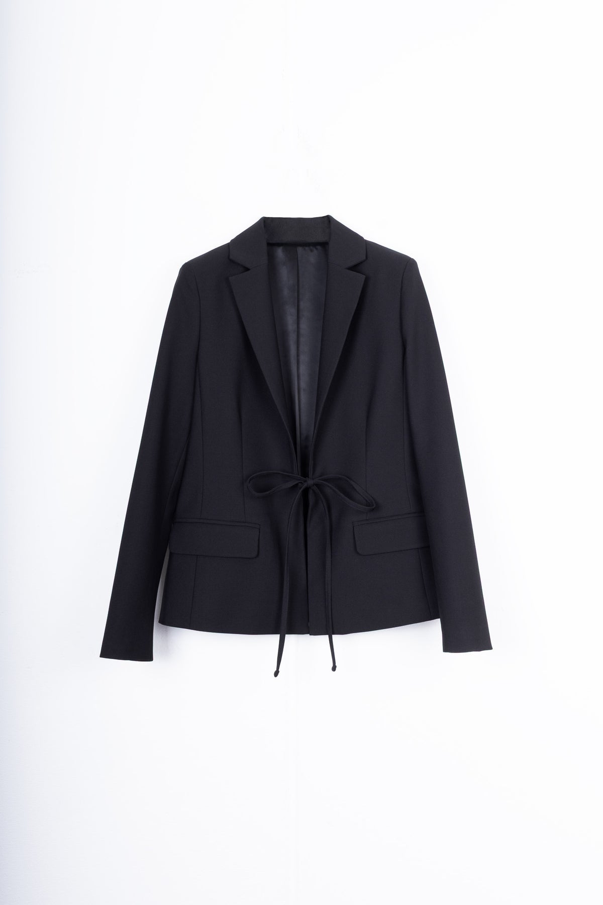 Blazer con chiusura a fiocco