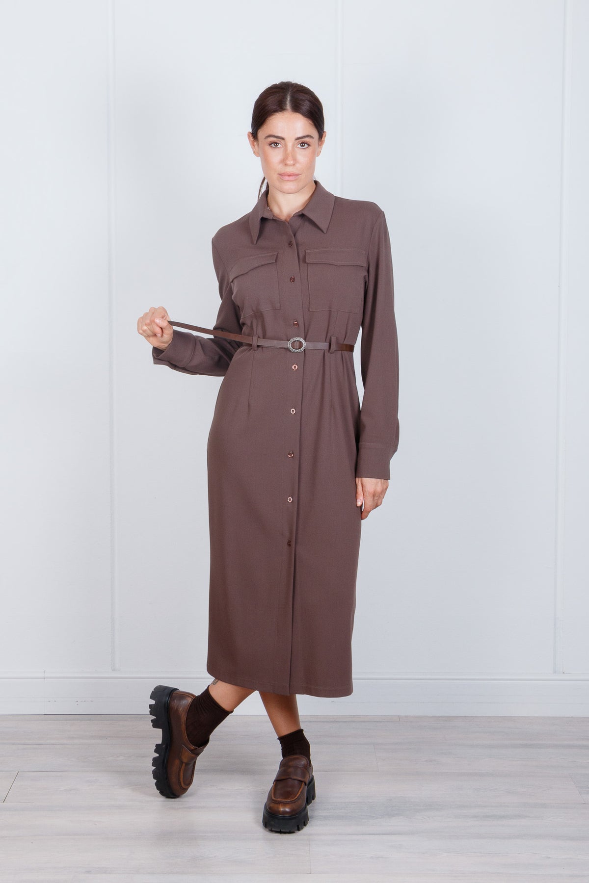 Abito camicia con cintura