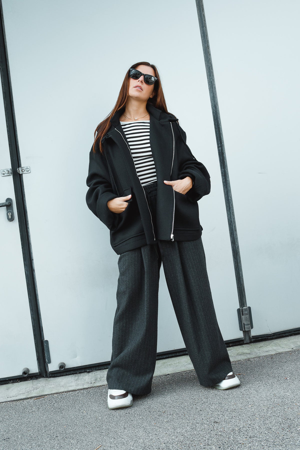 Pantaloni Palazzo Gessati con Elastico e Coulisse
