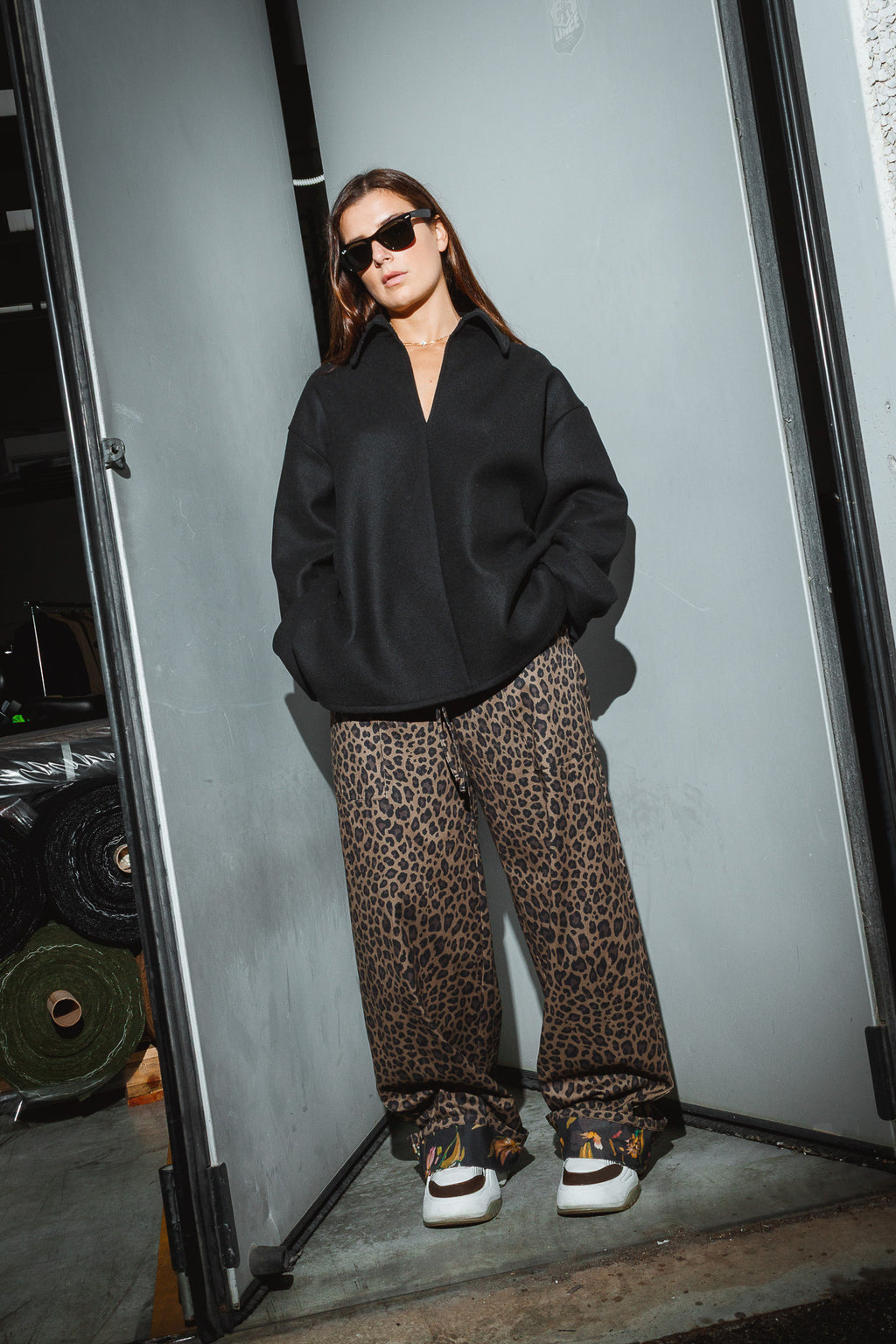 Blusa/Capospalla Over in Panno Nero con Colletto