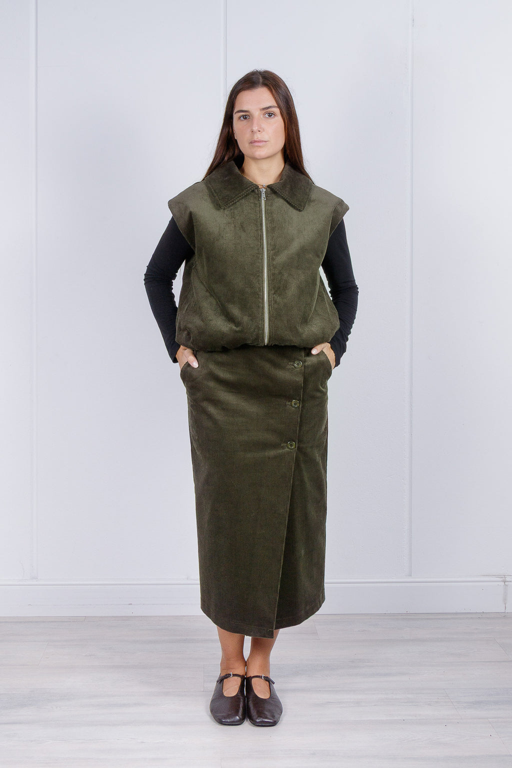 Gilet Trapuntato in Velluto a Coste Verde Militare