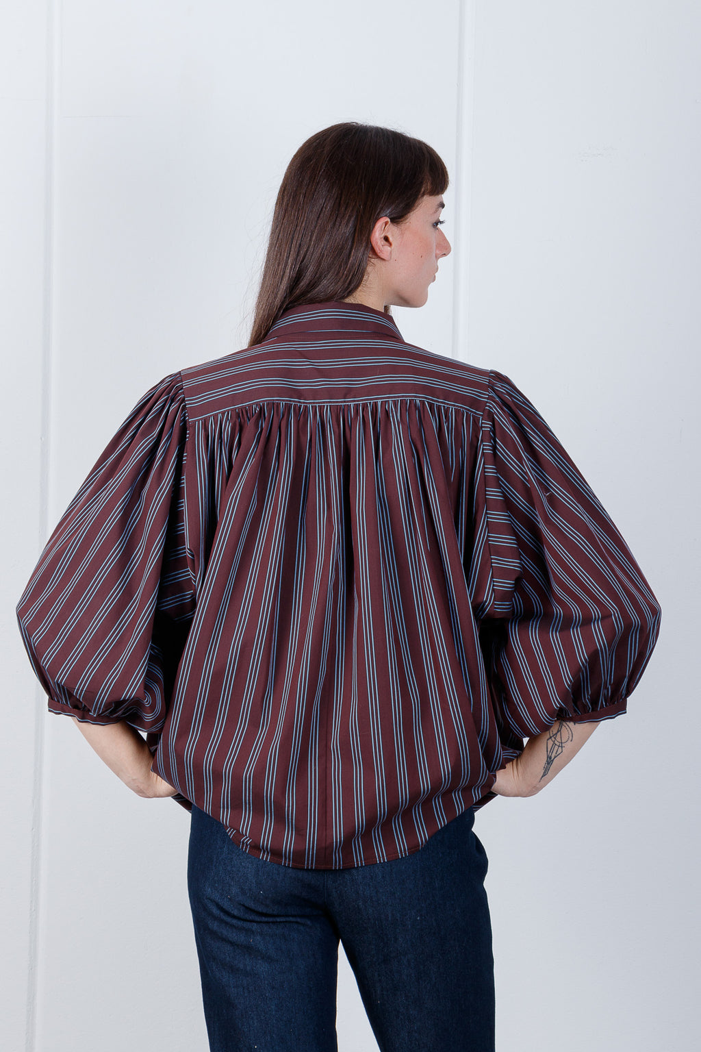 Camicia oversize a righe con maniche a palloncino