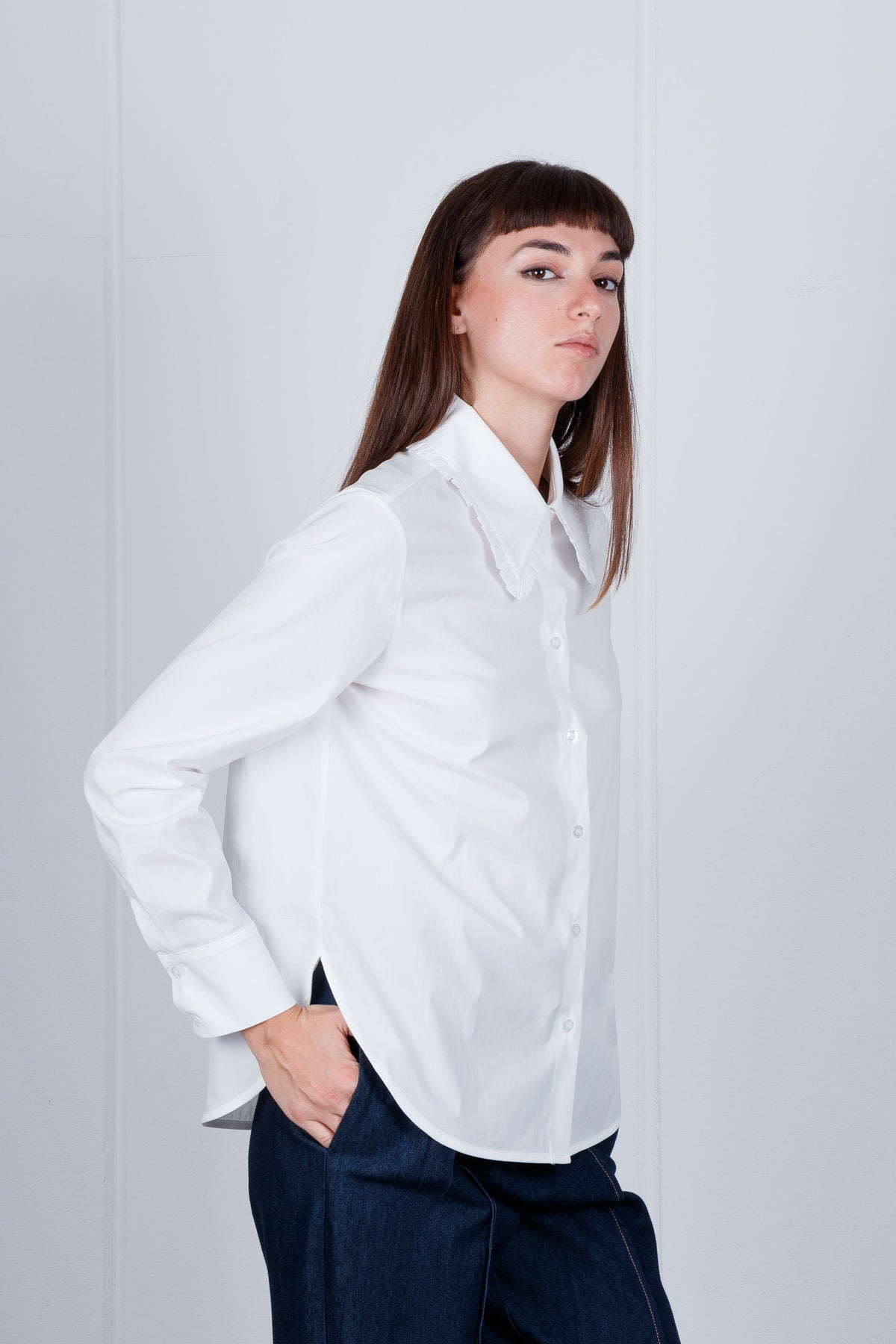Camicia con colletto a volant