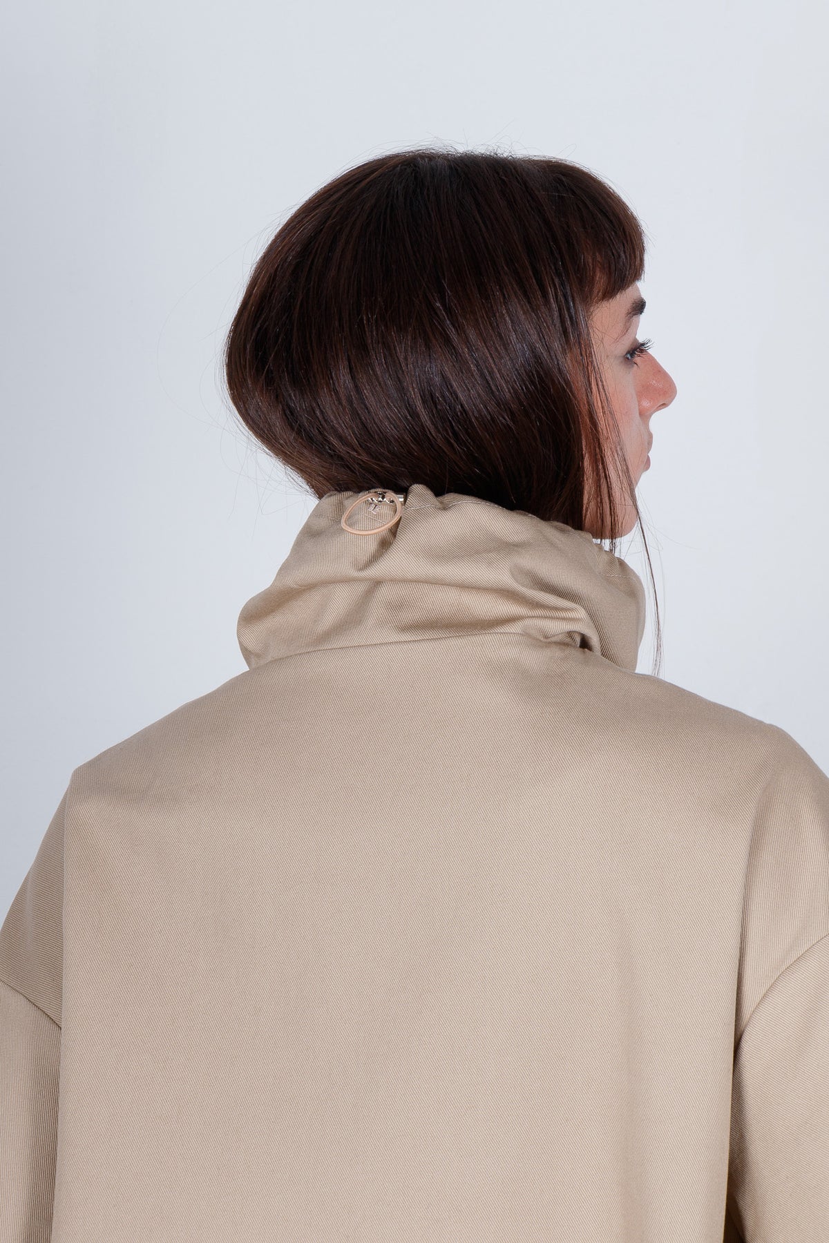 Cappotto parka lungo con collo alto con coulisse