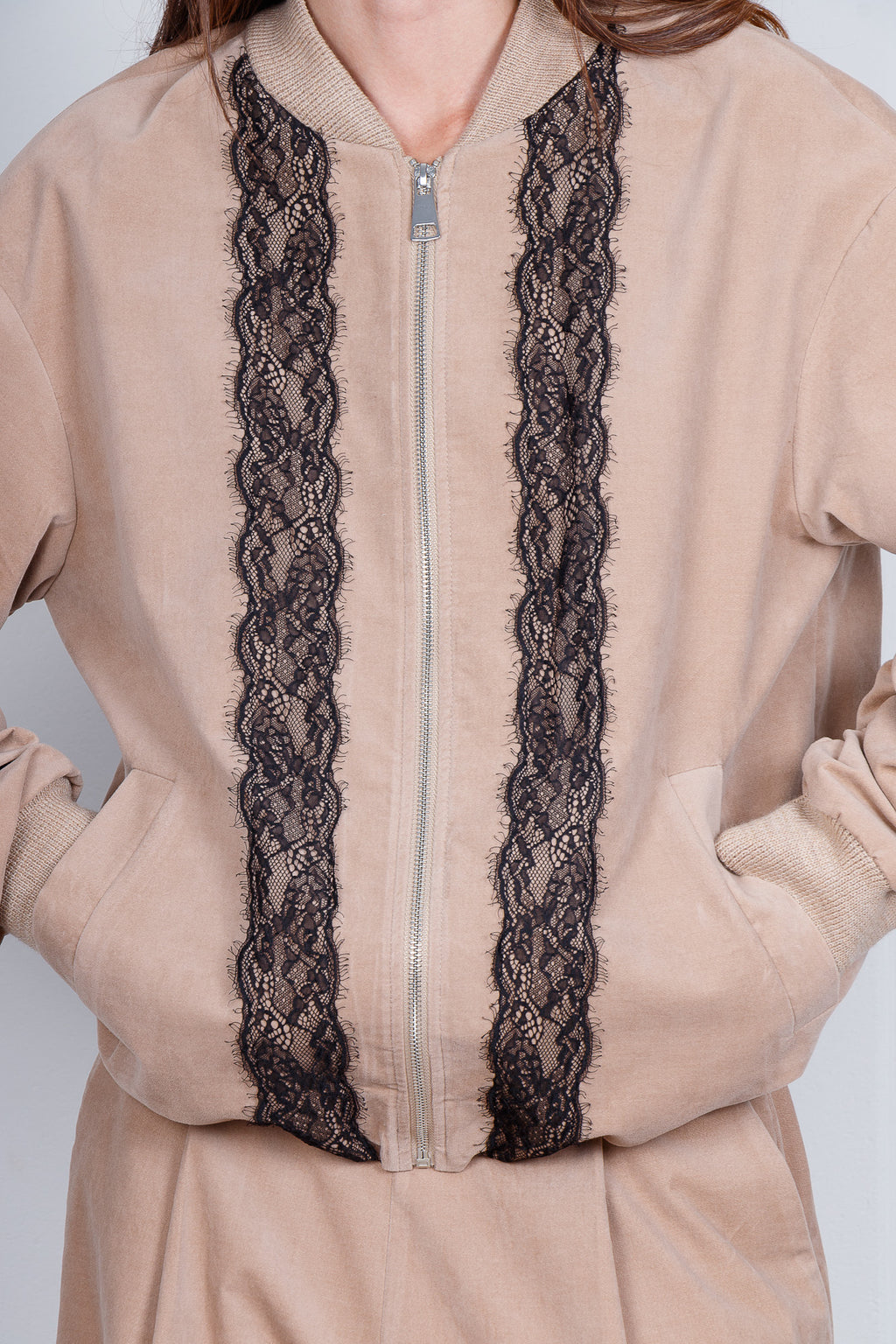 Bomber con inserti in pizzo nero