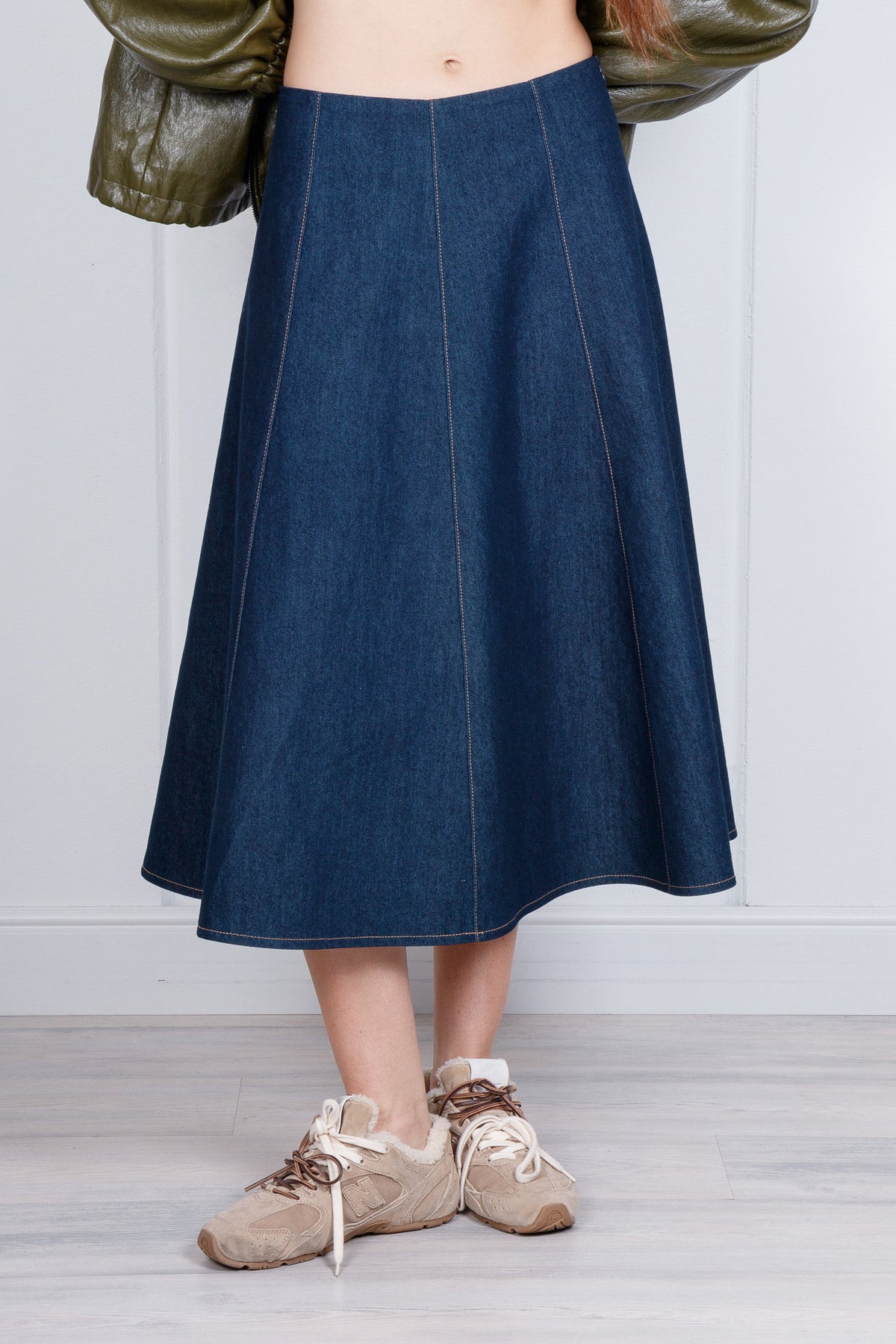 Gonna midi a ruota in denim